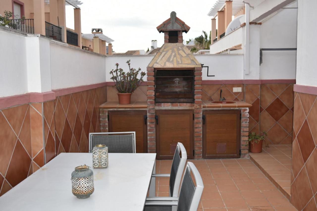 Apartamento zona playa de burriana con terraza Nerja Exterior foto